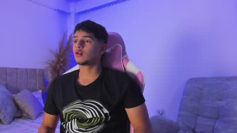 Snapshot of adrian_prime_ chatting on June 29, 7:25 pm ADRIAN online show from June 29, 7:25 pm