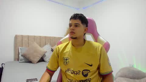 Snapshot of adrian_prime_ chatting on July 14, 6:57 pm ADRIAN online show from July 14, 6:57 pm