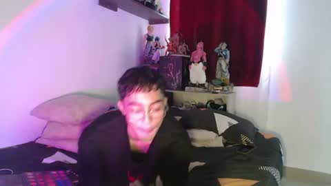 Snapshot of adrian_voss chatting on July 23, 9:24 pm Dan online show from July 23, 9:24 pm