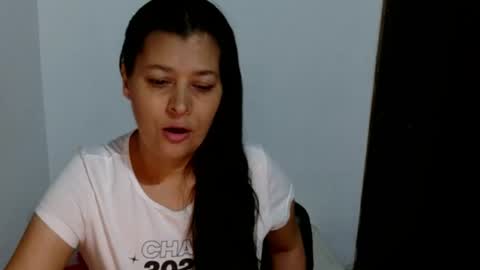 Snapshot of adriana_milf chatting on June 23, 5:38 am Adriana milf online show from June 23, 5:38 am