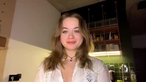 Snapshot of adrianaelizy chatting on January 26, 8:34 pm adrianaelizy online show from January 26, 8:34 pm