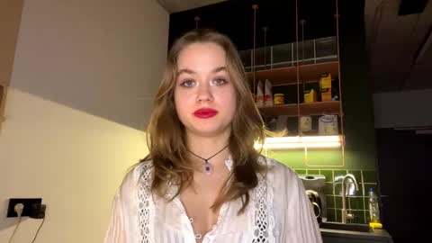Snapshot of adrianaelizy chatting on February 6, 11:48 pm adrianaelizy online show from February 6, 11:48 pm