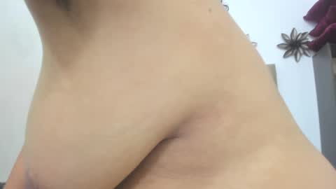 adriana online show from October 12, 4:50 pm