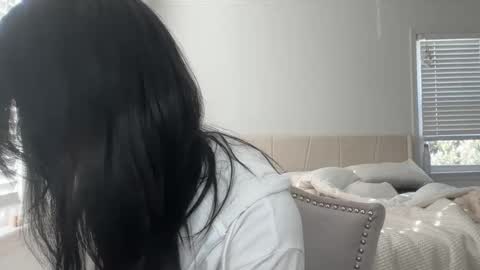 Snapshot of adriannarodriguez chatting on January 28, 6:17 pm Adrianna  online show from January 28, 6:17 pm