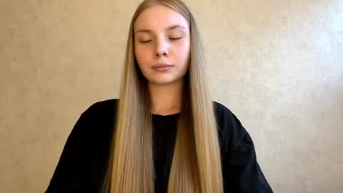 Snapshot of adriannemuldowney chatting on August 1, 3:55 pm Caroline online show from August 1, 3:55 pm