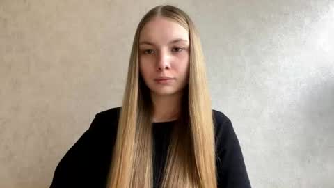 Snapshot of adriannemuldowney chatting on August 2, 2:15 pm Caroline online show from August 2, 2:15 pm