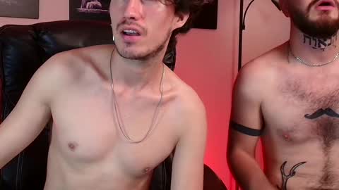 Snapshot of adrianwilliams_ chatting on February 14, 7:02 pm Adrian Williams online show from February 14, 7:02 pm