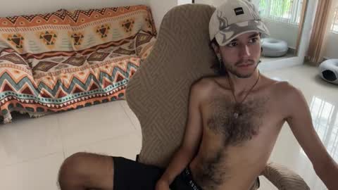 adrien_polo online show from April 2, 2:37 pm