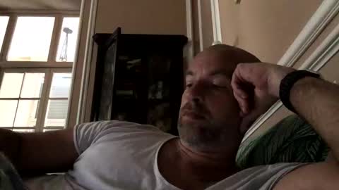 adrienfromparis online show from December 5, 9:18 am