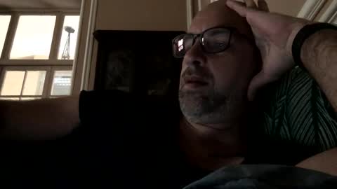 Snapshot of adrienfromparis chatting on February 2, 11:42 am adrienfromparis online show from February 2, 11:42 am