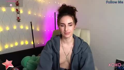 Adriana online show from February 7, 5:40 pm