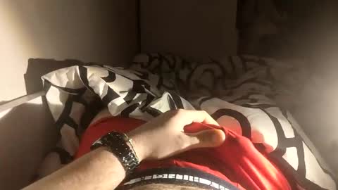 Snapshot of adrisex2002 chatting on February 1, 2:05 am adrisex2002 online show from February 1, 2:05 am