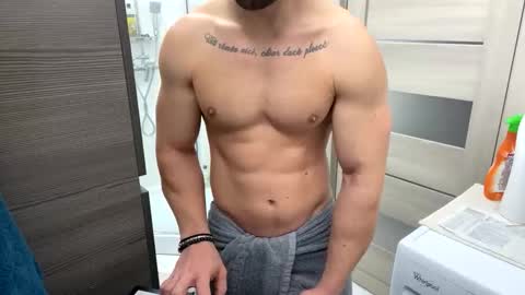 Mrrfitt online show from October 27, 5:44 am