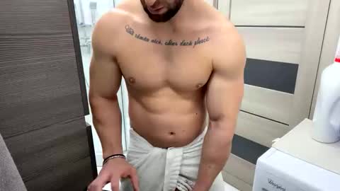 Mrrfitt online show from December 2, 8:19 am