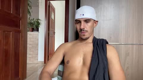 Luci online show from February 2, 7:12 pm