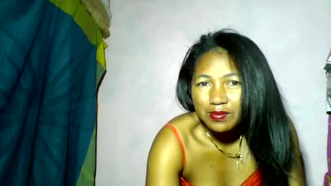 Snapshot of aelyaa chatting on June 27, 8:19 am aelyaa online show from June 27, 8:19 am