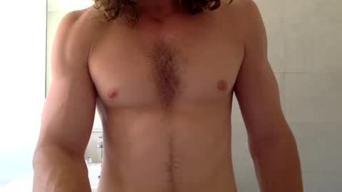 Snapshot of aestheticboy97 chatting on January 13, 1:13 am Thore online show from January 13, 1:13 am