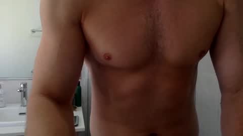 Snapshot of aestheticboy97 chatting on January 29, 4:15 am Thore online show from January 29, 4:15 am