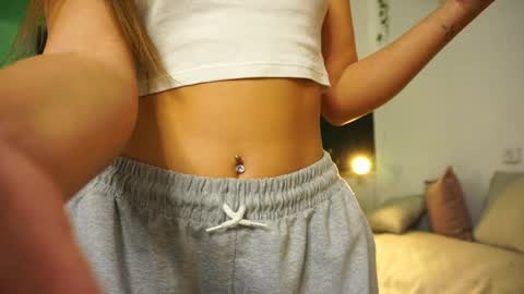 Naomi My instagram account - teasing naomi online show from December 5, 8:44 am