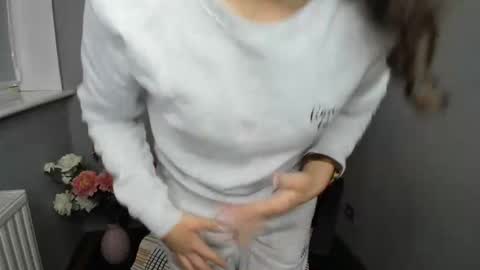 Snapshot of afinacutie chatting on December 14, 11:39 am Afina online show from December 14, 11:39 am