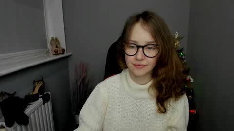 Snapshot of afinacutie chatting on January 3, 11:25 am Afina online show from January 3, 11:25 am