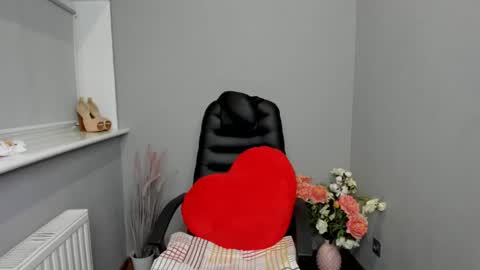 Snapshot of afinacutie chatting on January 23, 2:28 pm Afina online show from January 23, 2:28 pm