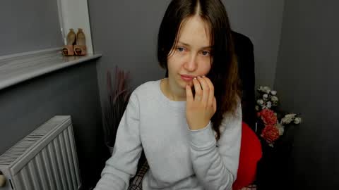 Snapshot of afinacutie chatting on February 8, 7:37 am Afina online show from February 8, 7:37 am