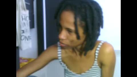 Snapshot of africadeluxe chatting on January 17, 3:32 pm Africa online show from January 17, 3:32 pm