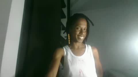 Snapshot of africadeluxe chatting on February 22, 10:31 pm Africa online show from February 22, 10:31 pm