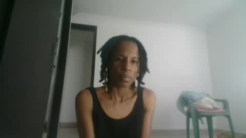 Snapshot of africadeluxe chatting on February 23, 4:35 pm Africa online show from February 23, 4:35 pm