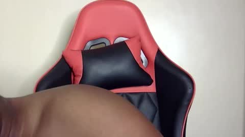 stella online show from November 12, 6:30 pm