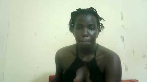 Snapshot of african_goddess22 chatting on May 1, 8:30 am african_goddess22 online show from May 1, 8:30 am
