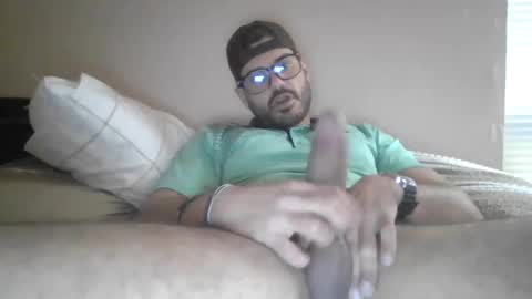 Snapshot of afrig91 chatting on October 15, 9:37 pm Felix Alexander online show from October 15, 9:37 pm