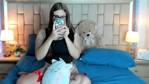 carol online show from April 18, 3:32 am