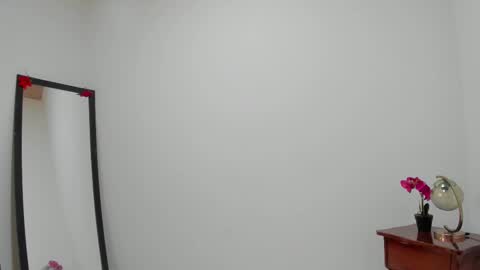 Lorena online show from February 23, 2:47 pm