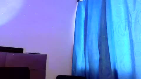 Snapshot of afrodita_2905 chatting on May 21, 9:55 pm tatiana online show from May 21, 9:55 pm
