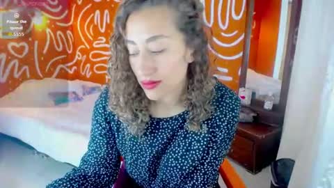 Snapshot of afrodita_solis chatting on July 6, 7:05 pm afrodita_solis online show from July 6, 7:05 pm
