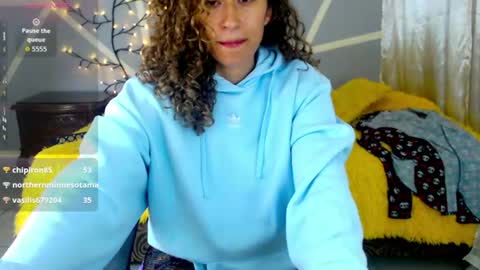 Snapshot of afrodita_solis chatting on July 23, 1:58 am afrodita_solis online show from July 23, 1:58 am