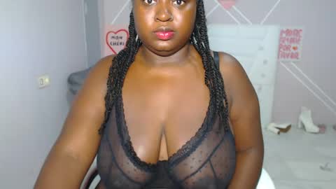 Snapshot of afroditaebano chatting on July 20, 8:06 am afroditaebano online show from July 20, 8:06 am