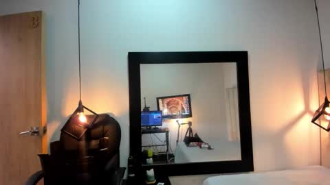 Snapshot of afroditaleclair chatting on November 16, 1:39 pm Afrodita online show from November 16, 1:39 pm