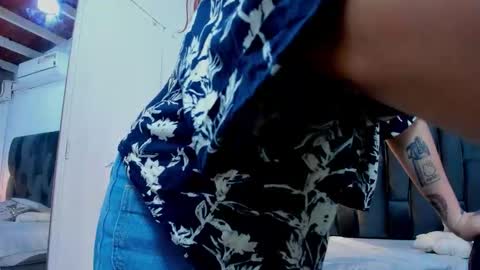 Snapshot of afroditaleclair chatting on November 27, 8:11 pm Afrodita online show from November 27, 8:11 pm