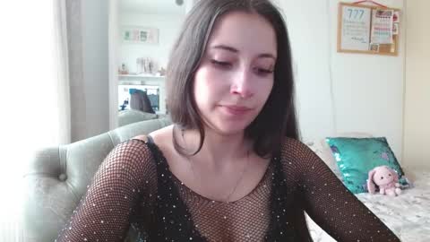 afrodithaa_ online show from April 15, 4:14 pm