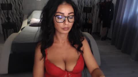 Afro online show from September 23, 1:58 pm