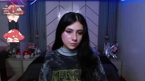 Kimberly online show from November 18, 2:54 pm