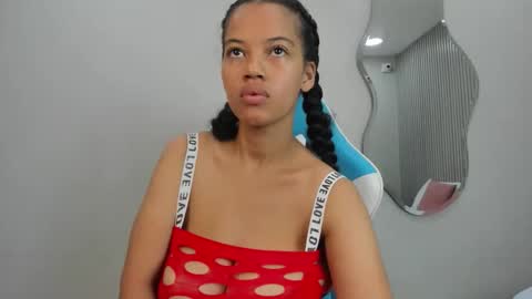 A G A T A  online show from October 25, 1:40 pm