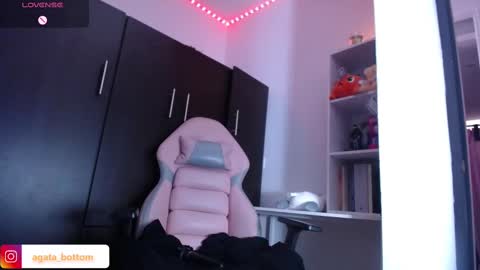 Agata online show from February 14, 8:48 pm