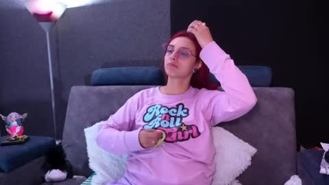 Agata Collinss online show from September 29, 5:34 am