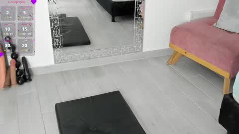 Agatadelphine online show from September 27, 1:27 pm