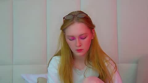 AgataFoxley online show from November 30, 6:28 am