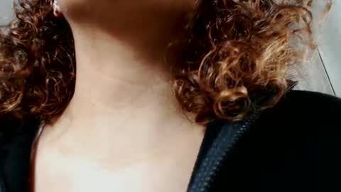 Snapshot of agatasexx chatting on February 12, 8:29 pm johana online show from February 12, 8:29 pm